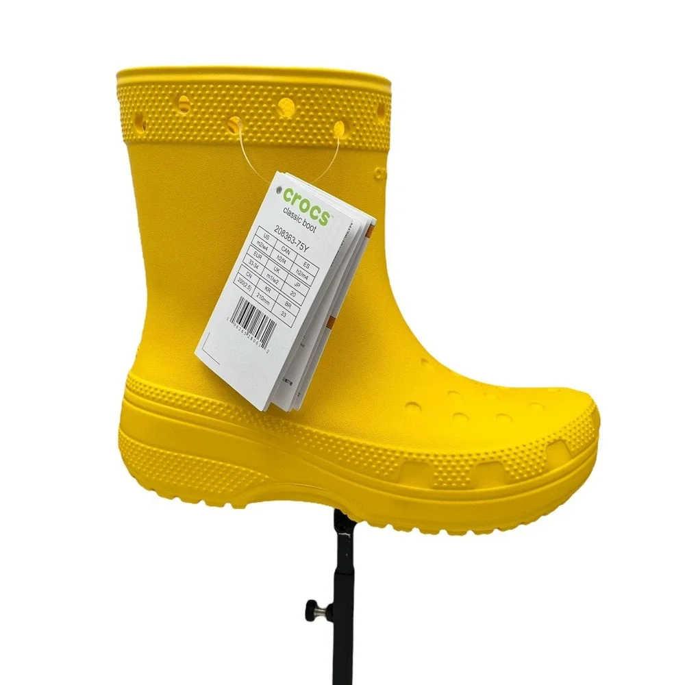Crocs Youth Girls Boys‎ Rain Boots Size 2/Women's Size 4 Solid Yellow Waterproof